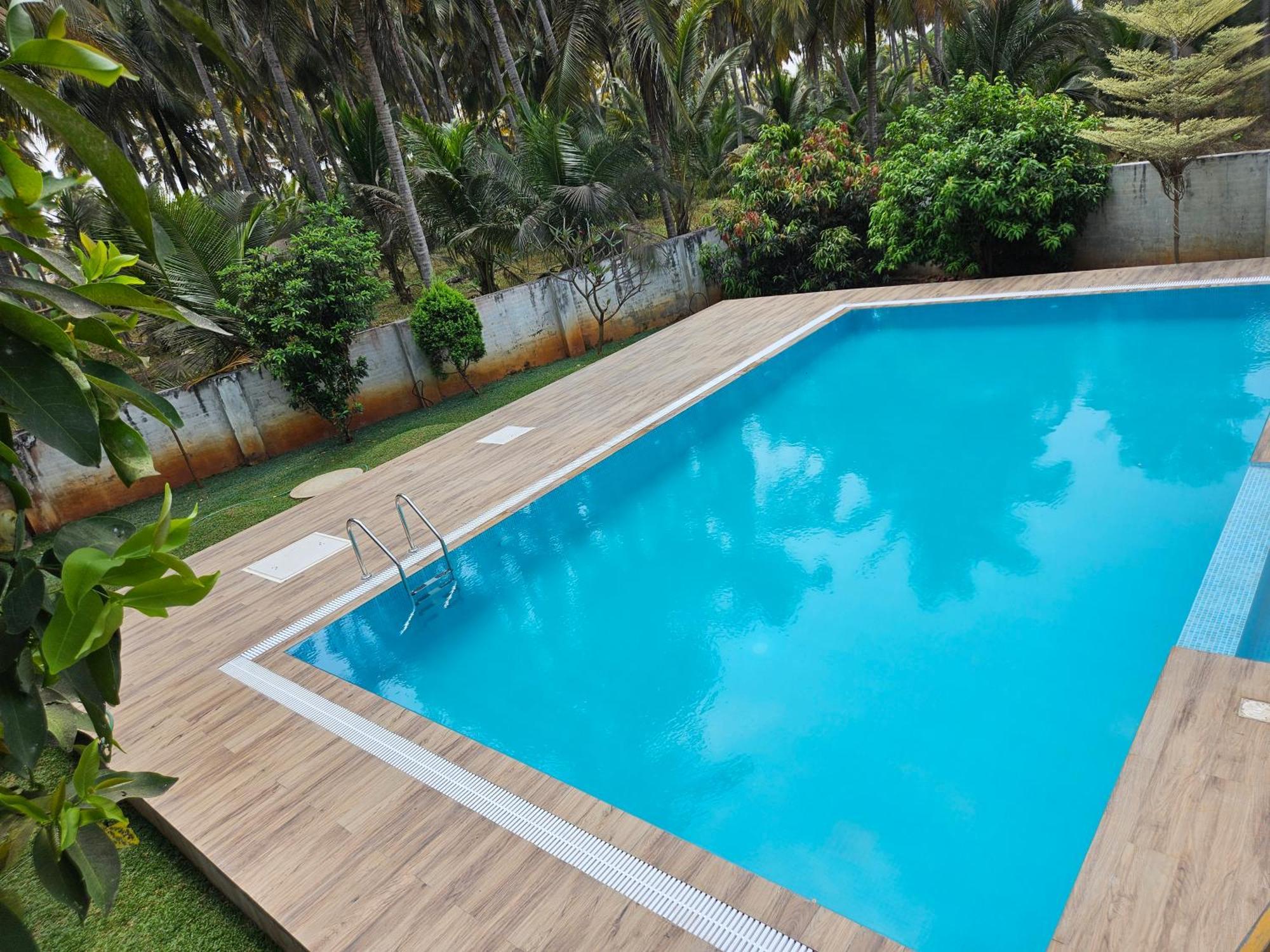Hotel Gopalapuram International Pollāchi Exterior foto