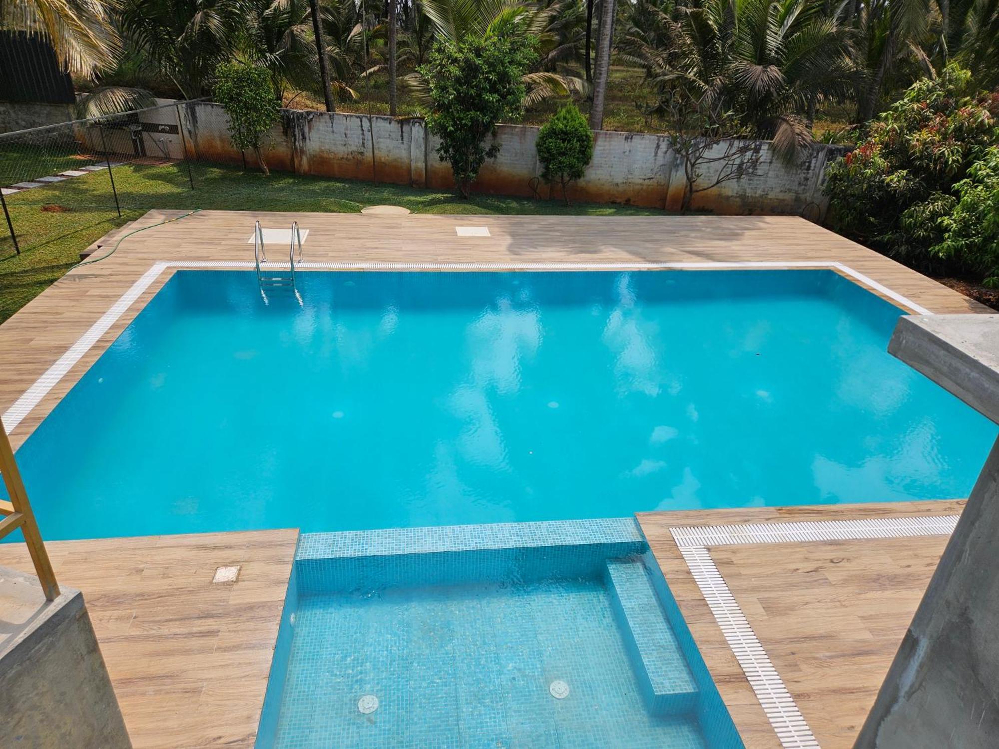 Hotel Gopalapuram International Pollāchi Exterior foto