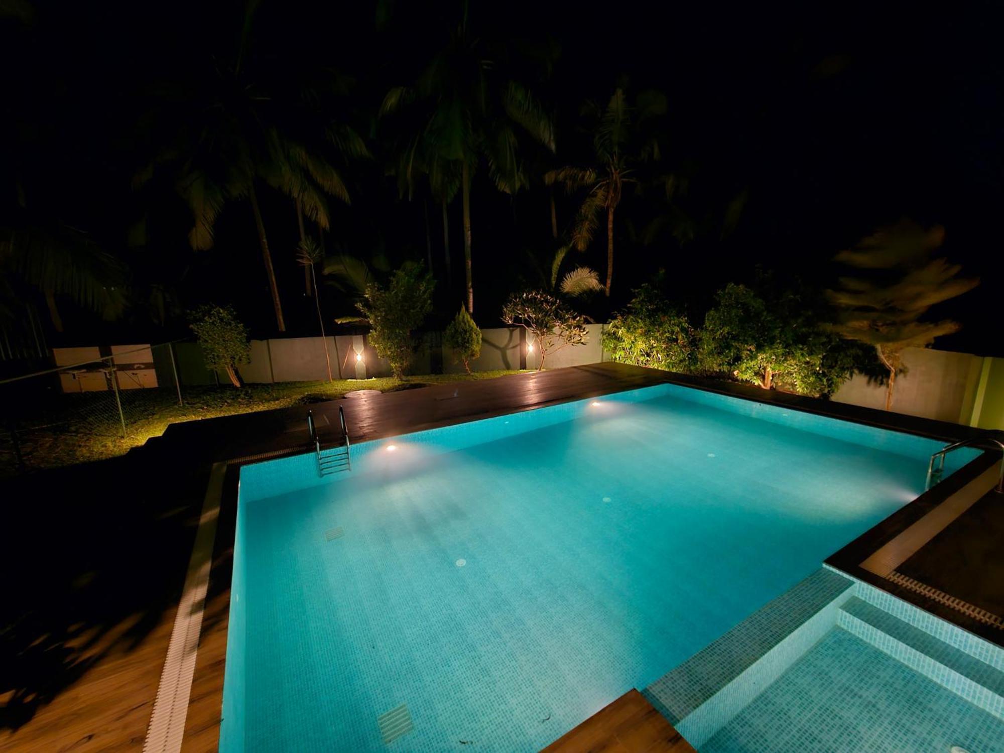 Hotel Gopalapuram International Pollāchi Exterior foto
